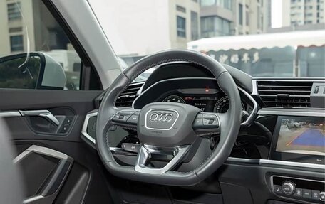Audi Q3, 2022 год, 2 350 000 рублей, 10 фотография