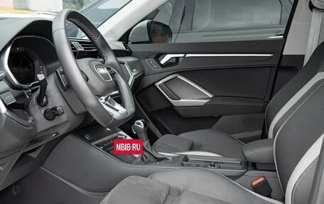 Audi Q3, 2022 год, 2 350 000 рублей, 16 фотография