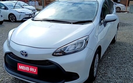 Toyota Aqua, 2021 год, 1 350 000 рублей, 1 фотография