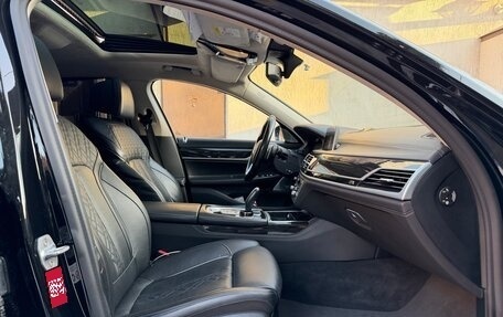 BMW 7 серия, 2019 год, 5 690 000 рублей, 10 фотография