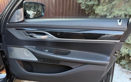 BMW 7 серия, 2019 год, 5 690 000 рублей, 25 фотография