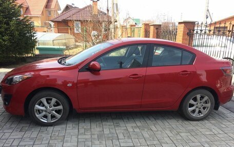 Mazda 3, 2011 год, 1 200 000 рублей, 2 фотография