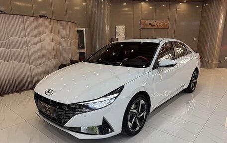 Hyundai Elantra, 2023 год, 1 410 000 рублей, 3 фотография