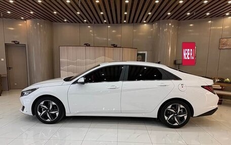 Hyundai Elantra, 2023 год, 1 410 000 рублей, 7 фотография