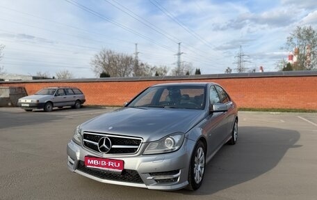 Mercedes-Benz C-Класс, 2012 год, 1 250 000 рублей, 1 фотография