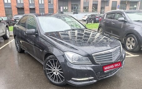 Mercedes-Benz C-Класс, 2011 год, 1 300 000 рублей, 1 фотография