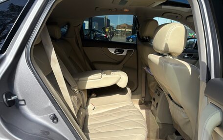 Infiniti FX II, 2011 год, 1 500 000 рублей, 21 фотография