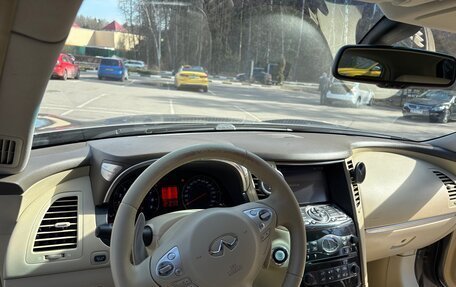 Infiniti FX II, 2011 год, 1 500 000 рублей, 31 фотография