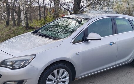 Opel Astra J, 2013 год, 750 000 рублей, 4 фотография