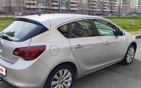 Opel Astra J, 2013 год, 750 000 рублей, 12 фотография
