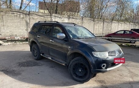 Mitsubishi Pajero Sport II рестайлинг, 2011 год, 1 100 000 рублей, 5 фотография