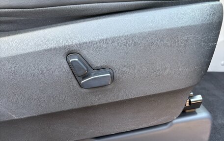 Chrysler Voyager IV, 2013 год, 1 800 000 рублей, 23 фотография