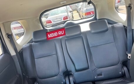 Mitsubishi Outlander III рестайлинг 3, 2015 год, 1 600 000 рублей, 14 фотография