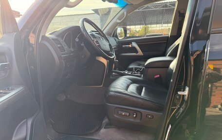 Toyota Land Cruiser 200, 2014 год, 3 860 000 рублей, 10 фотография