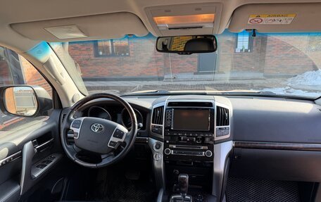 Toyota Land Cruiser 200, 2014 год, 3 860 000 рублей, 8 фотография