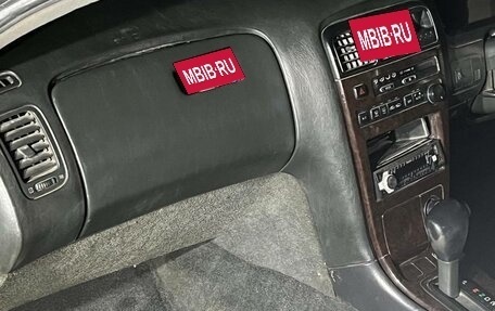 Toyota Cresta, 1993 год, 700 000 рублей, 12 фотография