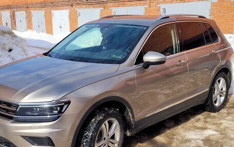 Volkswagen Tiguan II, 2018 год, 3 000 000 рублей, 9 фотография