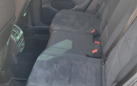 Volkswagen Tiguan II, 2018 год, 3 000 000 рублей, 20 фотография