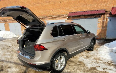 Volkswagen Tiguan II, 2018 год, 3 000 000 рублей, 27 фотография