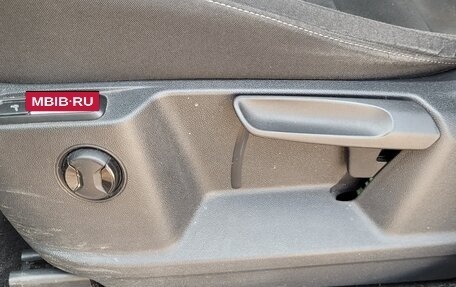 Volkswagen Tiguan II, 2018 год, 3 000 000 рублей, 40 фотография