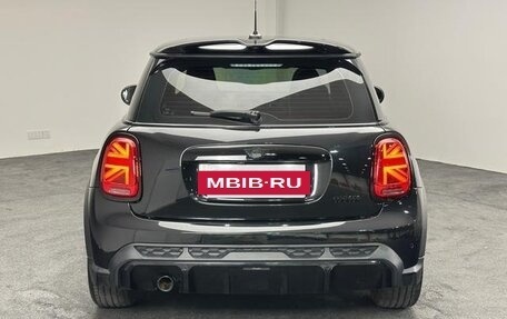 MINI Hatch, 2022 год, 2 170 999 рублей, 3 фотография