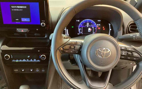 Toyota Yaris Cross, 2024 год, 2 080 000 рублей, 16 фотография