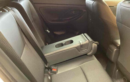 Toyota Yaris Cross, 2024 год, 2 080 000 рублей, 19 фотография