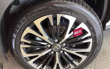 Toyota Yaris Cross, 2024 год, 2 080 000 рублей, 12 фотография