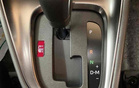 Toyota Yaris Cross, 2024 год, 2 080 000 рублей, 24 фотография