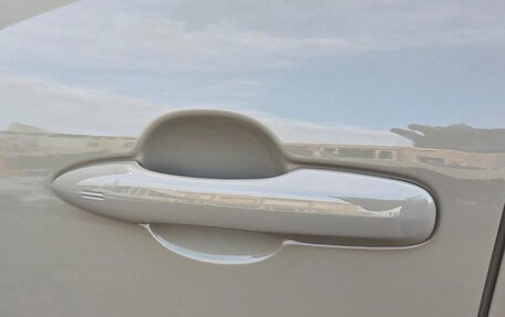 Toyota Yaris Cross, 2026 год, 1 980 000 рублей, 18 фотография