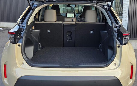 Toyota Yaris Cross, 2026 год, 1 980 000 рублей, 27 фотография