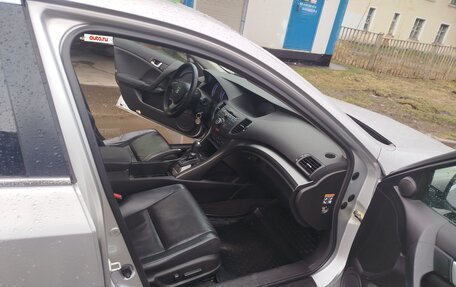 Honda Accord VIII рестайлинг, 2011 год, 1 690 000 рублей, 13 фотография