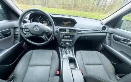 Mercedes-Benz C-Класс, 2011 год, 1 300 000 рублей, 4 фотография