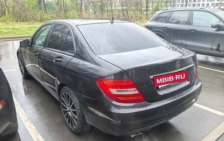 Mercedes-Benz C-Класс, 2011 год, 1 300 000 рублей, 8 фотография