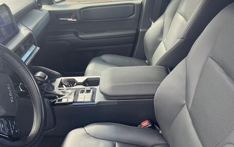 Toyota Land Cruiser Prado, 2024 год, 8 600 000 рублей, 10 фотография