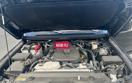 Toyota Land Cruiser Prado, 2024 год, 8 600 000 рублей, 16 фотография