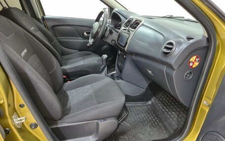 Renault Sandero II рестайлинг, 2017 год, 1 090 000 рублей, 14 фотография