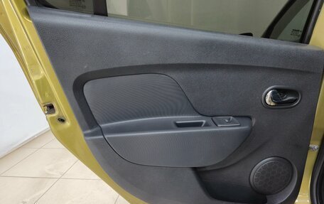 Renault Sandero II рестайлинг, 2017 год, 1 090 000 рублей, 15 фотография