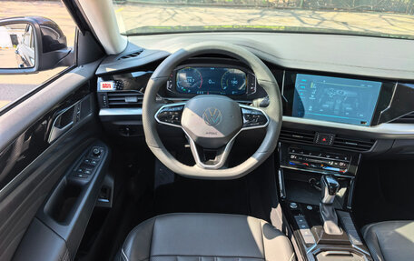 Volkswagen Passat B8 рестайлинг, 2023 год, 2 450 000 рублей, 9 фотография