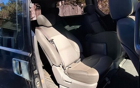 Hyundai Grand Starex Grand Starex I рестайлинг 2, 2011 год, 1 350 000 рублей, 11 фотография