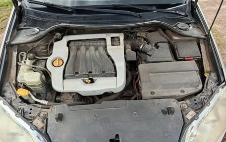 Renault Laguna III рестайлинг, 2008 год, 750 000 рублей, 18 фотография