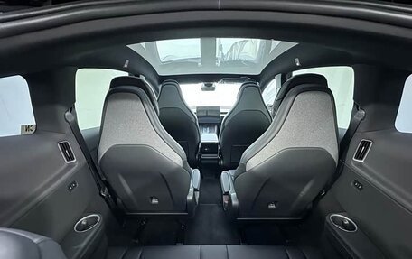 Tesla Model Y I, 2025 год, 7 740 000 рублей, 14 фотография