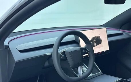 Tesla Model Y I, 2025 год, 7 740 000 рублей, 13 фотография