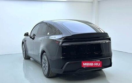 Tesla Model Y I, 2025 год, 7 740 000 рублей, 4 фотография