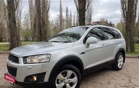 Chevrolet Captiva I, 2013 год, 1 197 000 рублей, 2 фотография
