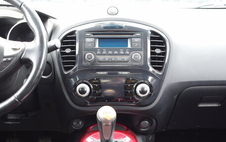 Nissan Juke II, 2012 год, 897 000 рублей, 17 фотография
