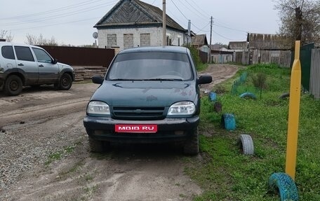 Chevrolet Niva I рестайлинг, 2004 год, 125 000 рублей, 1 фотография