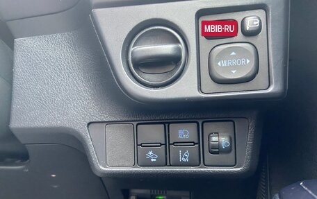 Toyota Corolla, 2018 год, 1 230 000 рублей, 23 фотография