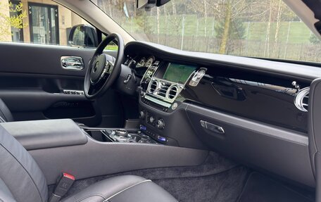 Rolls-Royce Wraith, 2015 год, 19 500 000 рублей, 31 фотография