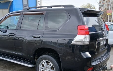 Toyota Land Cruiser Prado 150 рестайлинг 2, 2010 год, 2 550 000 рублей, 9 фотография